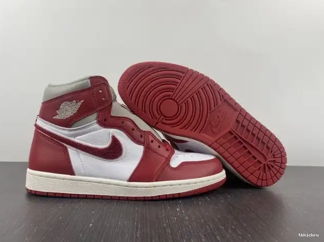 Cheap TBkick Jordan 1 (W) DJ4891-061 High OG Newstalgia Chenille 0526